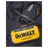 DeWalt 6/12 Volt 2A Battery Charger