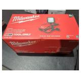 Milwaukee M18 Clamping Flood Light