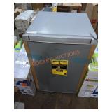 Frigidaire Mini Fridge