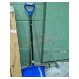18" Snow Shovel