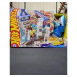 HotWheels Attacking Shark Escape