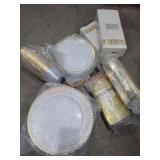 Gold Dinner Set , Plastic