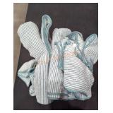 Green/White Towel Set