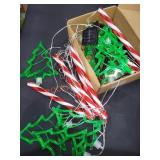 Candy Cane w Tree Solar Lights