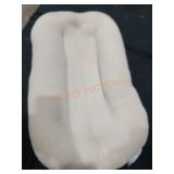 Snuggle Me Infant Lounger;