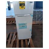 56in tall magic chef refrigerator