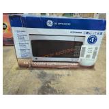 GE 1.1cu.ft Countertop Microwave Oven