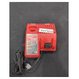 Milwaukee M12/M18 Charger