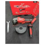 Milwaukee M18 4-1/2" / 5" Braking Grinder
