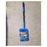 Microfiber chenille dip n wash brush