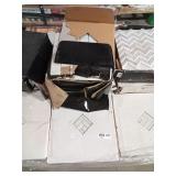 Mixed skid of backsplash