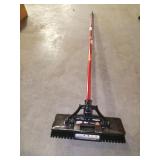 Libman floor brush