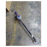 Dyson V8 Vacuum No roller