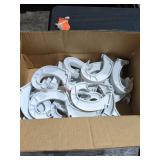 Closetmaid 562900 White Super Hang Rod Support - Q