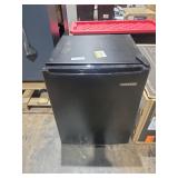 Vissani Compact Refrigerator