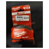 Milwaukee Autolock Tape Measure