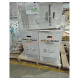 Skid 4 Assorted American Standard Toilets , 4 X