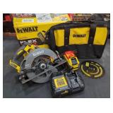 DeWalt Circular Saw Kit, (Grade: B+)
