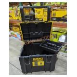 DeWalt Packout, (Grade: B+)
