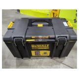 DeWalt Packout, (Grade: B-)