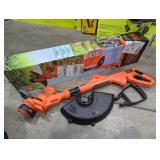 Black & Decker Trimmer, (Grade: B-)