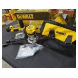 DeWalt Plunge Router, (Grade: B+)
