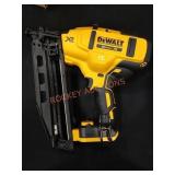 DEWALT 16GA Angled Nailer(Grade:A) SOLD AS IS
