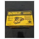 DeWalt 1/4 Sheet Palm Grip Sander