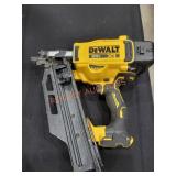 Dewalt 20V 21ï¿½ Plastic Round Head Nailer