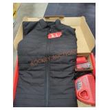 Milwaukee Heated Vest, (Grade: B+), M, Black