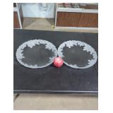 Pair of flower designed edges glass fruit bowls.