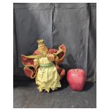 Old king figurine.