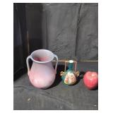 Ceramic vase and porcelain vase lot.