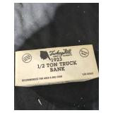 Turkey Hill Mint Market 1923 1/2 Ton Truck Bank