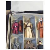 Star wars figurines lot.