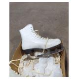 Sherbrooke size 9 ice skates.