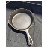 No. 6 Griswold Cast Iron Pan