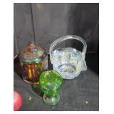 Carnival glass lot.
