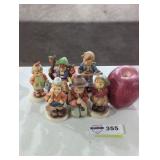 Porcelain figurines lot.