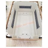 XX Large plastic pet kennel