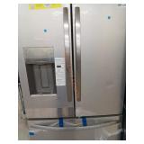 Frigidaire refrigerator with water and ice maker