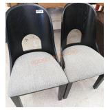 Set of 2 dining chairs