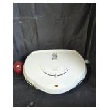 Electric Grill with Grooved Plates