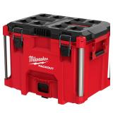 Milwaukee PACKOUT 22 in XL Tool Box Black/Red