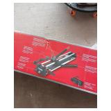 HUSKY 28" PROFESSIONAL TILE CUTTER