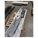 Assorted SKID W Countertop & Shelving Posts