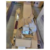 Lot of assorted blinds