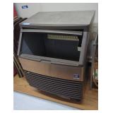 Commercial Ice Maker Unit