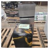Vissani mini fridge, magic chef mini fridge