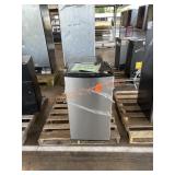 Vissani fridge, beverage cooler